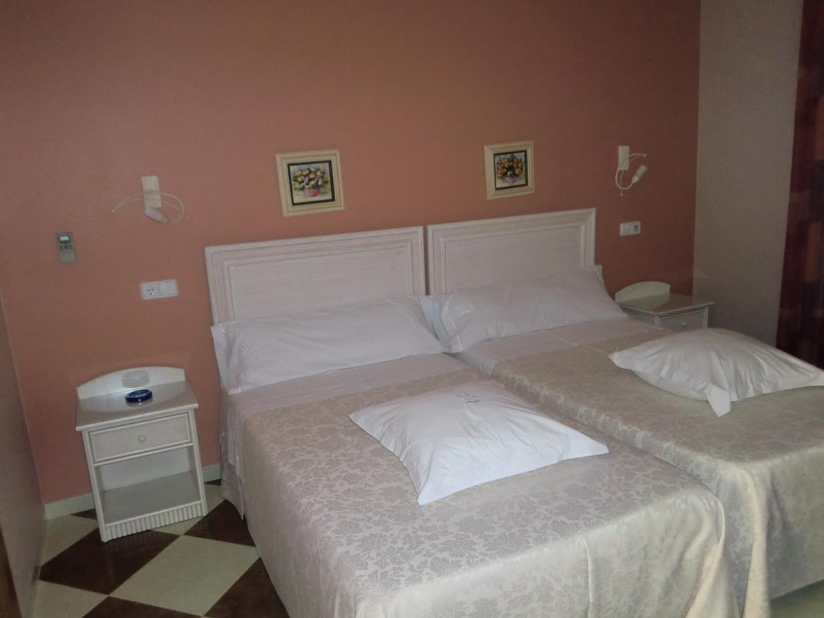 Hotel Gasaqui Ayelo de Malferit Oda fotoğraf