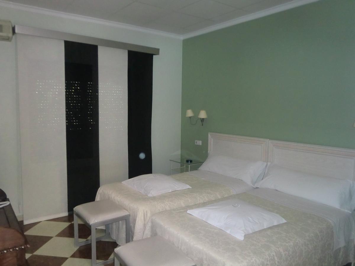 Hotel Gasaqui Ayelo de Malferit Oda fotoğraf
